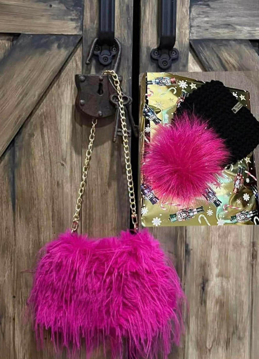 Hot pink faux fur handbag with gold-tone chain strap